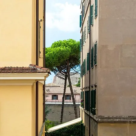 شقة Colosseum House - Private Rooftop, Jacuzzi Hot Tub & View روما
